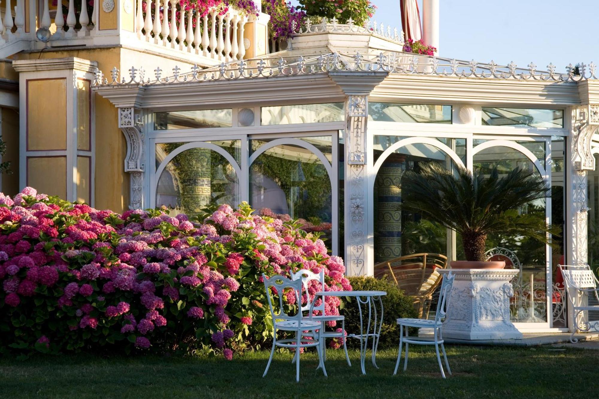 Villa Althea Mango Exteriör bild